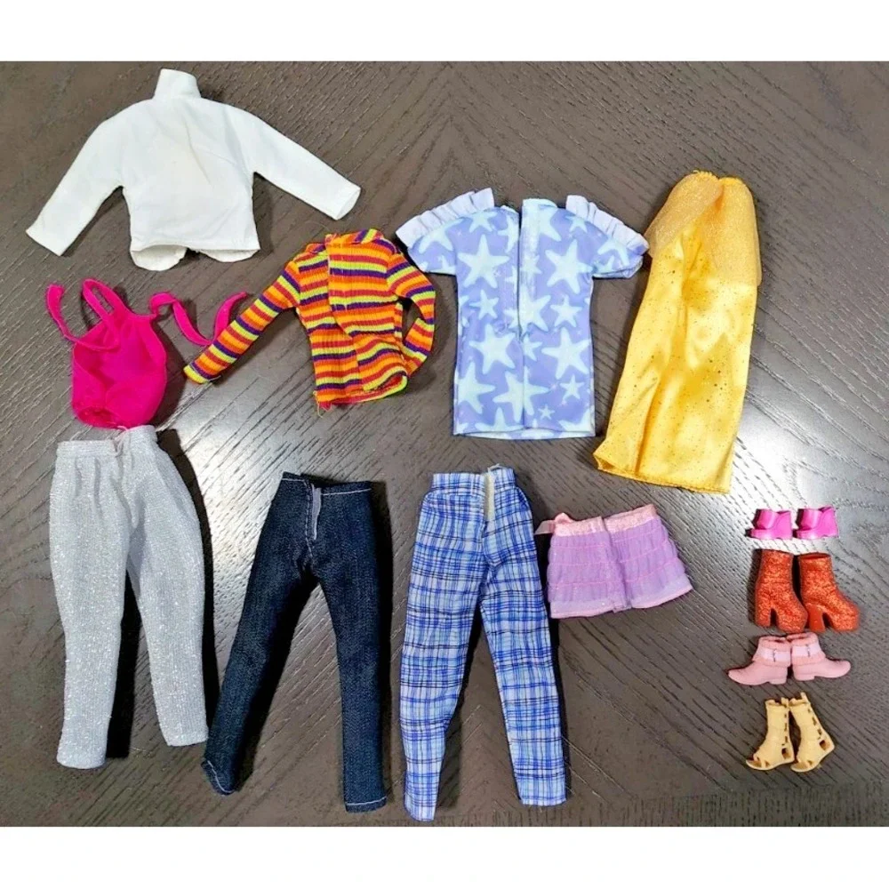 Barbie Vintage Doll Clothes &‎ Shoes Lot
